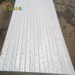 แผ่นฉนวนกันความร้อน <span class=keywords><strong>PU</strong></span> แบบแซนวิช ได้รับเครื่องหมาย CE  แผ่นแซนวิชกันไฟ ใช้เป็นแผ่นหลังคาฉนวนสำหรับหลังคาโรงงานและโกดัง - Product Image 1