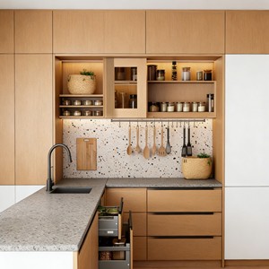 Gabinetes de Cocina Modernos de Estilo Europeo en Madera Clara, Diseño Personalizado en Madera Contrachapada, Herrajes Funcionales de Alta Gama y Almacenamiento Integrado - Product Image 5