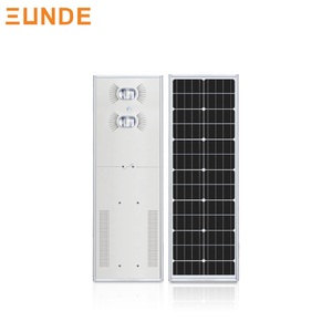 Projet de lampadaire MPPT Lumen élevé 100AH APMS Lampadaire solaire tout-en-un lampadaire LED intégré à énergie solaire - Product Image 1