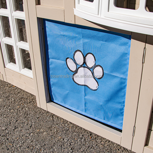 Maisonnette de jeu en bois pour enfants, élégante et tendance, avec banc et cuisine en bois - Product Image 5