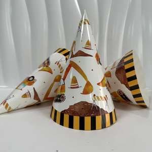 6 pièces/paquet jaune pelle thème imprimé fête papier chapeau fête d'anniversaire chapeau créatif pointu boule chapeau pour garçon anniversaire - Product Image 4