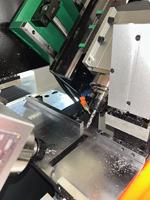 Machine de découpe et de perçage de profilés en aluminium sur mesure, équipement industriel de traitement des supports d'angle pour fenêtres et portes avec servomoteur PLC