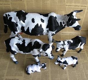 Gesimuleerde Koe Model Zuivelfabriek Etalage Kleine Dierlijke Rekwisieten Supermarkt Melkbar Winkelcentrum Display Koe - Product Image 2