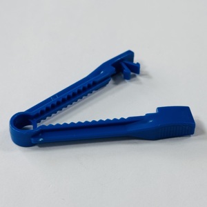 Pince de cordon ombilical en plastique stérile gynécologique médical jetable de haute qualité - Product Image 4