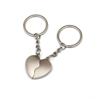 Porte-clés pendentif en forme de poupée animalière mignonne, en alliage de zinc brillant, de luxe, étanche, pour hommes et femmes, Halloween, Nouvel An