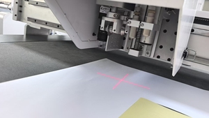 Tự động dán artcard giấy nhãn <span class=keywords><strong>carton</strong></span> hộp các tông CNC chết máy cắt dt1280 - Product Image 6