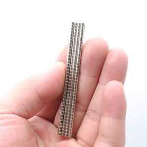 Mini imanes finos de neodimio N35 N52 personalizados, imán fuerte <span class=keywords><strong>D</strong></span> 1x1mm 2x2mm 3x3mm 6x1mm 10x2mm, cilindro de disco pequeño, materiales magnéticos - Product Image 2