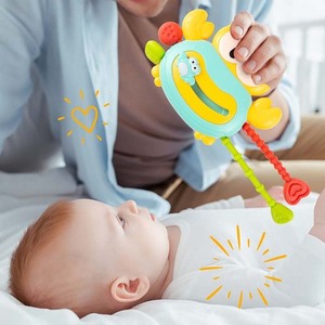 Juguete Musical de Plástico Natural para Bebés TOPSKY TOYS, Sonajero y Anillos de Dentición para Recién Nacidos e Infantes de 0 a 24 Meses, Juguete Sensorial de Cangrejo - Product Image 3