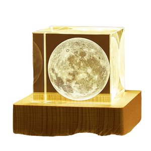 Lámpara <span class=keywords><strong>de</strong></span> Cristal LED USB con Grabado Interior Personalizado en 3D, Cubo <span class=keywords><strong>de</strong></span> Cristal Pulido, Luz Cálida, Decoración para el Hogar, Regalos, Luz Nocturna - Product Image 1