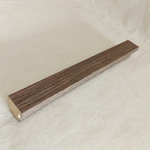 Moldura <span class=keywords><strong>de</strong></span> Marco <span class=keywords><strong>de</strong></span> Madera Maciza Blanca Mate FSC <span class=keywords><strong>de</strong></span> 20x20 mm con <span class=keywords><strong>Chapa</strong></span> <span class=keywords><strong>de</strong></span> <span class=keywords><strong>Roble</strong></span> Negro Perfiles <span class=keywords><strong>de</strong></span> Marco <span class=keywords><strong>de</strong></span> Madera - Product Image 4