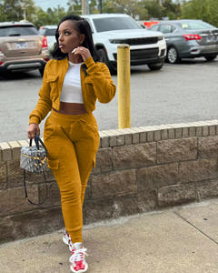 شعار مخصص طقم من قطعتين ملابس نسائية غير رسمية بنطال رياضي بأحمصة بغطاء رأس طقم ملابس شتوية للنساء - Product Image 5