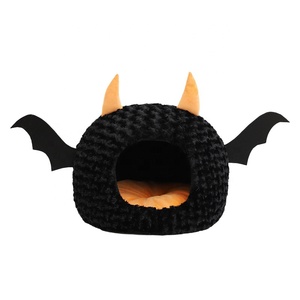 Cama para Gatos con Forma de Diablo de Halloween, Ecológica, 100% Algodón, para las Cuatro Estaciones, Cerrada, Cálida, Acogedora y Segura - Product Image 4