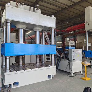 Presse hydraulique à quatre colonnes et trois poutres Taili Y32 avec plateaux de pressage lisses 400T, céramique intacte, formage de pièces vierges, moteur PLC - Product Image 2