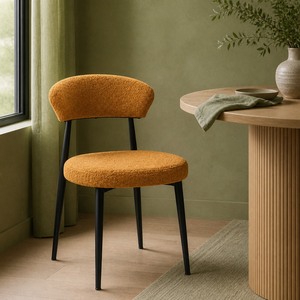 Sedia da pranzo in pile Teddy di tendenza 2026, schienale curvo scultoreo, gambe in tubo metallico nero - Product Image 3