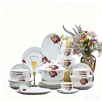 Elegantes Klassisches Roségold-Rand Porzellan-Geschirrset Florales Keramik-Tafelservice für Zuhause Bankett Hochzeit Geschenk Spülmaschinen- und Ofenfest
