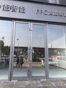 <span class=keywords><strong>DUODA</strong></span>-Puertas delanteras de piso de resorte de vidrio con marco de aluminio estilo KFC de alta calidad, diseño moderno para talleres - Product Image 2