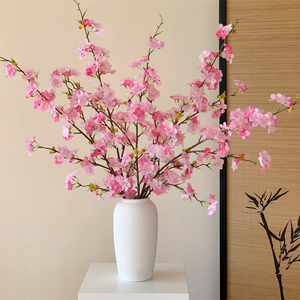 Vente en gros de branches de fleurs de <span class=keywords><strong>cerisier</strong></span> artificielles réalistes de haute qualité à longue tige pour les arrangements de mariage - Product Image 1