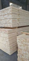 Matériaux de construction : Bois de pin scottish blanc, bois de charpente 2x4x8, planches en bois