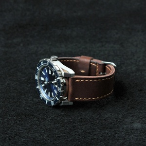 Correa de Reloj de Cuero Genuino Personalizada Boshiho y Soporte para Reloj - Product Image 2
