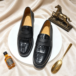 Mocassins noirs pour hommes, chaussures à enfiler en cuir gaufré façon croco avec semelle plateforme, chaussures à enfiler légères à plateforme pour le bureau au quotidien - Product Image 2