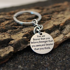 She <span class=keywords><strong>believe</strong></span> she can so she did llaveros I love you to the moon and back unicorn compass colgante, llavero de coche, bolsa - Product Image 5