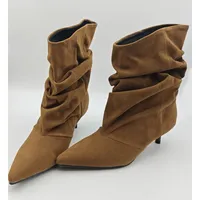 Sepatu bot pergelangan kaki ujung lancip berenda retro elegan musim dingin wanita suede imitasi nyaman