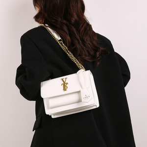 Bolso Bandolera de Lujo para Mujer, Novedad 2025, Elegante y Versátil, con Correa de Cadena, Bolso de Hombro para Viajes, Bolso Cuadrado Pequeño - Product Image 3