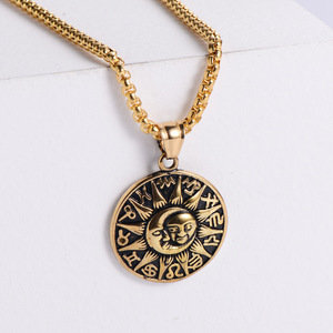 Collier en acier inoxydable avec pendentif soleil et lune, design géométrique constellation pour homme, 19037 - Product Image 3