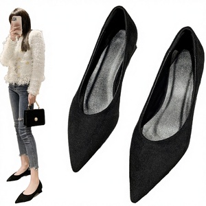 รองเท้าบัลเล่ต์พับได้ YT Puls คุณภาพสูง น้ำหนักเบา ระบายอากาศได้ดี เหมาะสำหรับฤดูร้อนและฤดูใบไม้ผลิ พื้นรองเท้า PU นุ่ม สีดำ สำหรับผู้หญิง เหมาะสำหรับงานแต่งงานและงานปาร์ตี้ - Product Image 3