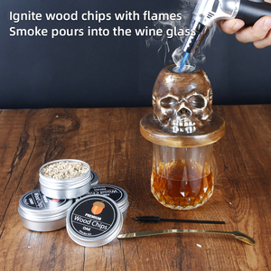 Premium Old Fashioned Cocktail Set con antorcha para fumar Caja de madera Chips de madera Infusor Bourbon Whisky Bebida Fumador Regalo para hombres - Product Image 4