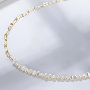 Gargantilla minimalista de Plata de Ley 925 para hombre y mujer, collar de cadena con Clip de papel de perlas de agua dulce barrocas chapadas en oro - Product Image 2