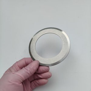 Lama Circolare Personalizzabile in Acciaio ad Alto Tenore di Carbonio Resistente all'Usura per Taglio di Carta, Film e Plastica - Vendita Diretta dalla Fabbrica - Product Image 1