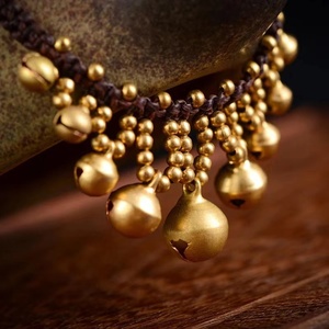 Nuovi Cavigliere Estivi Bohemien 2023 con Campanelli in Ottone per Donna, Minimalisti, Intrecciati a Mano con Perline in Rame, Anti-Appannamento, per Piedi Nudi - Product Image 5