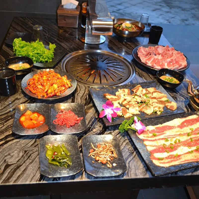 Kommerzieller Grill Indoor Round Upper Auspuff Koreanisches Restaurant Gastank Butan BBQ Grill