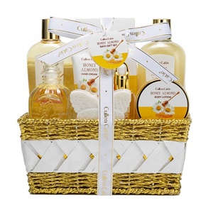 Ensemble cadeau <span class=keywords><strong>femme</strong></span> blanc laiteux jaune ensemble de bain gel douche <span class=keywords><strong>barre</strong></span> de savon et lotion pour le corps éclaircir la couleur de la peau inégale - Product Image 2