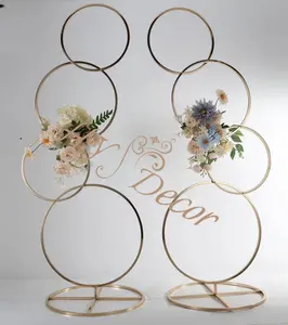 HY Vier Ringe Hoher Rahmen Metall Glänzend Gold Bogen Blume Hintergrund Stand Event Dekor Hochzeit Herzstück