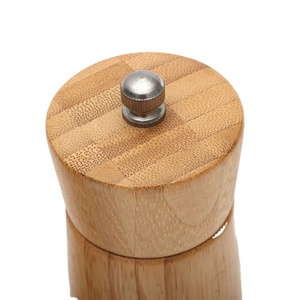 Ensemble de moulin à épices et de <span class=keywords><strong>salière</strong></span> en bambou miniature en gros pour la maison et les restaurants - Product Image 6
