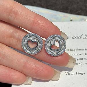 Pendientes de Plata de Ley S925 con Forma de Corazón Calado, Estilo Vintage Simple y Moderno con Diseño de Nicho, Estilo Moderno - Product Image 5