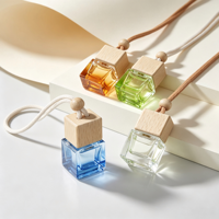 Offre Spéciale – Diffuseur de Parfum Suspendu pour Voiture, Bouteille Carrée Transparente de 10ml, 8ml, 6ml – Désodorisant Automobile