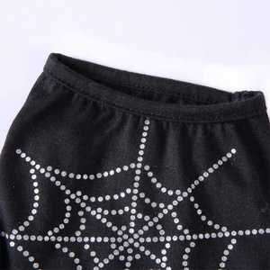 Robe tutu pour chien avec motif d'araignée brillante et de fantôme, design moderne et mignon pour Halloween, en polyester, pour petits chiens, printemps/été/hiver - Product Image 3