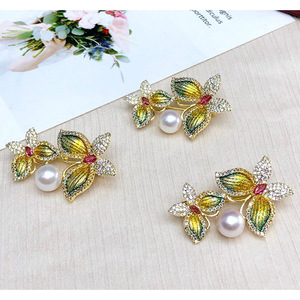 XILIANGFEIZI DIY Emaille-bemalte Zirkon-Schmetterlingsbrosche für Damen, Perlen-Corsage, hohl, passend für 8*<span class=keywords><strong>9mm</strong></span> - Product Image 4