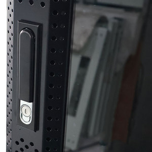 Gabinete de pared de 19 pulgadas RAL9004 RAL9005 negro de alta calidad 12U 600x600mm con orificios de ventilación y cerraduras con manija - Product Image 5