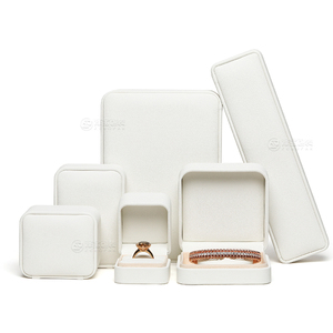 Wholesale Necklace Case Round Square Jewelry Ring Box Handmade Luxury Ping White PU Leather Jewelry Box With Logo Wedding