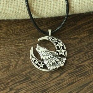 Collier en cordon avec pendentif lune et loup hurlant, collier unisexe avec pendentif loup pour homme - Product Image 5