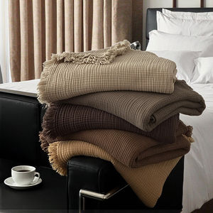 Manta de muselina de gasa de algodón 100% moderna al por mayor mantas tejidas de 4 capas para sofá cama patrón sólido - Product Image 1