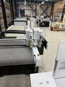 Machine de découpe à couteau CNC à plat en feutre d'insonorisation Machine de découpe de panneaux acoustiques en PET Machine de découpe de rainurage - Product Image 5