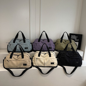 Sac de voyage tendance coréen multicolore en promotion, avec séparation sec/humide, simple, portable, pour chaussures de sport et bagages d'extérieur - Product Image 1