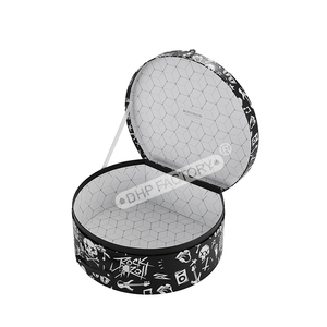 Bán Buôn Sang Trọng Tùy Chỉnh Trang Trí Mini Cứng Nhắc Giấy Tông Quần Áo Bé <span class=keywords><strong>Hamper</strong></span> Vali Quà Tặng Bao Bì Hộp Với Xử Lý - Product Image 5