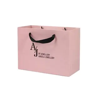 Özel lüks hediye giysi kağıt alışveriş torbaları Logo baskı ile