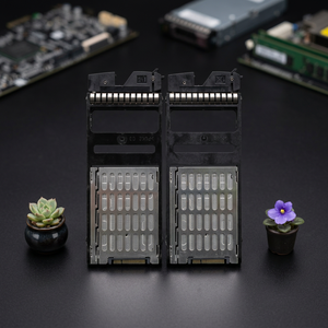 热销二手 5562826-A DKC-F810I-3R8MGM SFB5G-M3R8SS 3.84TB SAS SSD 2.5英寸 适用于日立 - Product Image 1